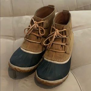 Sorel Out and About Ankle Boots